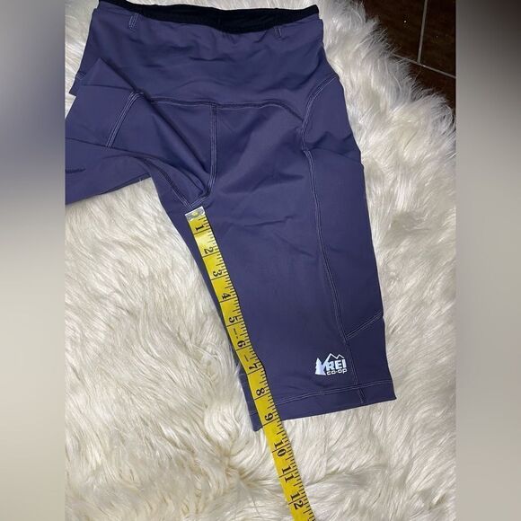 REI Co-op Swiftland 9" purple Running Shorts Sz XS - Picture 6 of 6